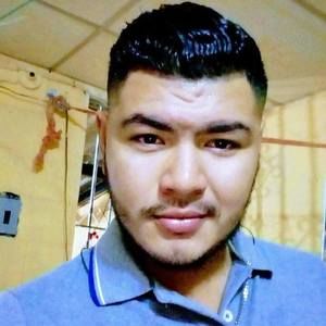 Meet your Posher, Luis